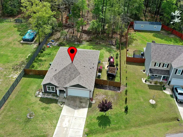 407 High Ridge Court, Sneads Ferry, NC 28460