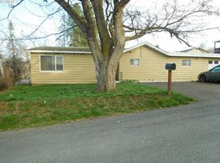 217 Maple Ave, Milton Freewater, OR 97862