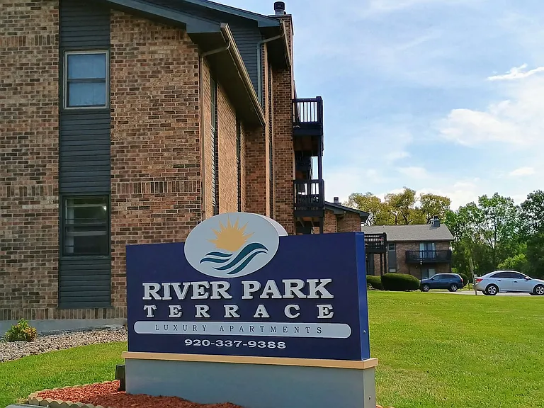 River Park Terrace — Photo 13