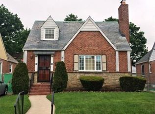 7575 178th St, Flushing, NY 11366