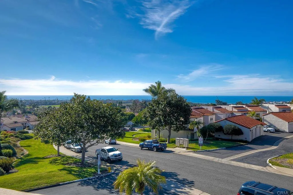 2 bed, 959 sqft, $4,300 — Photo 4