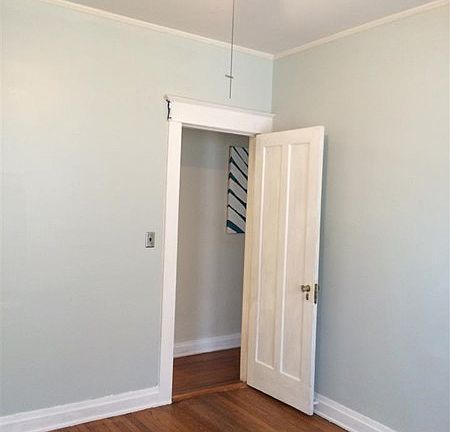 5th image of 68 10 Eyck Ave