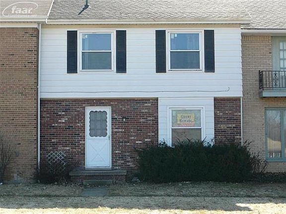 2nd image of 1117 River Forest Dr