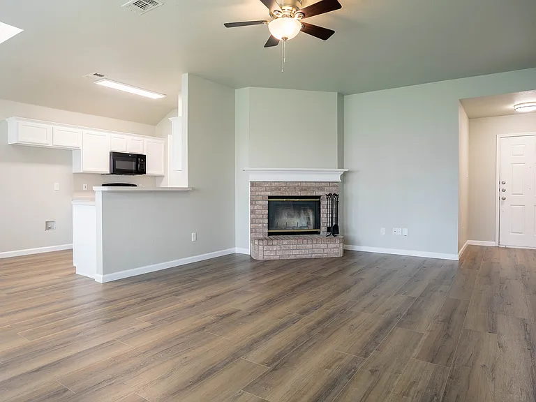 10500 Aransas Dr — Photo 6