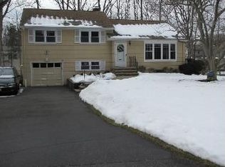 200 Wingate Rd, Parsippany, NJ 07054