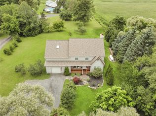 2695 Dixon Rd, Aurora, NY 13026