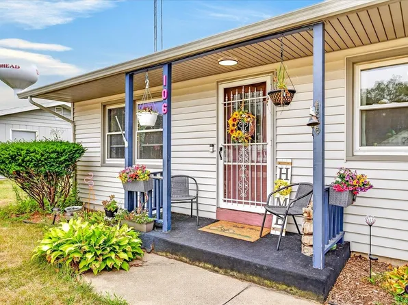 106 E 3rd St, Brodhead, WI 53520