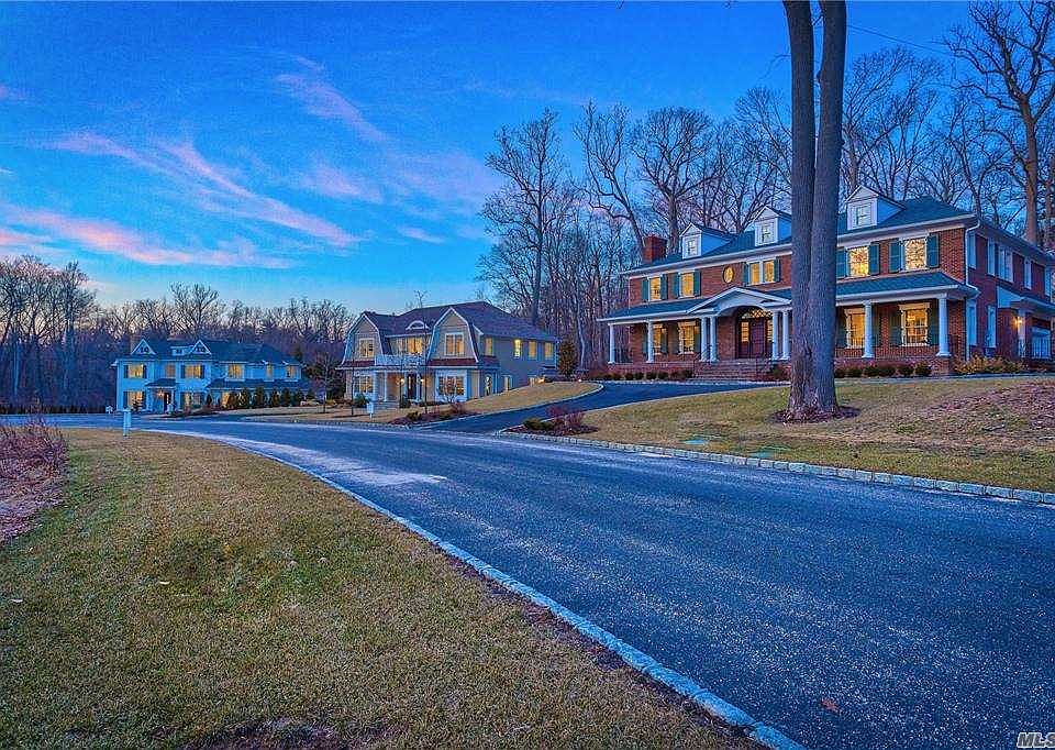2nd image of 112 Plymouth Ct