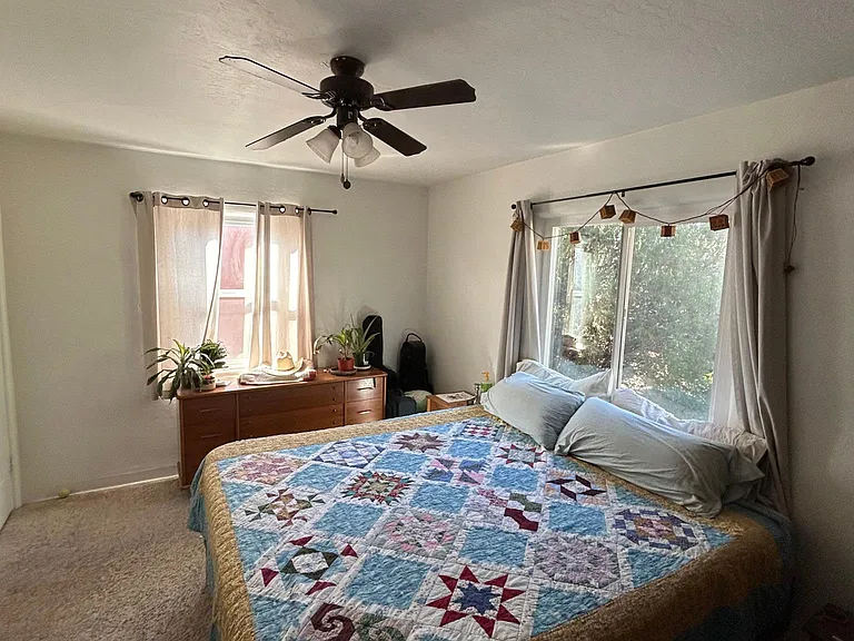 412 Cardenas Dr NE — Photo 17