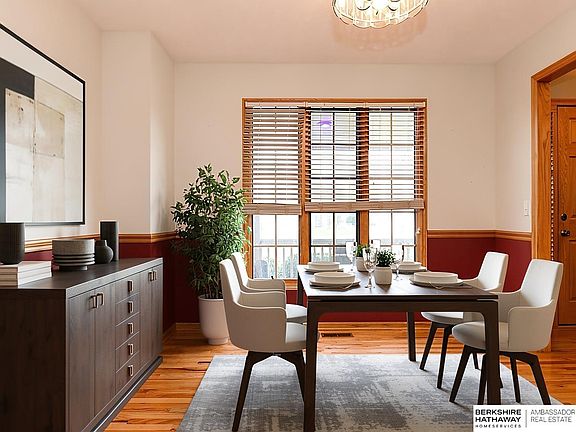 5th image of 6008 S 159th Ave
