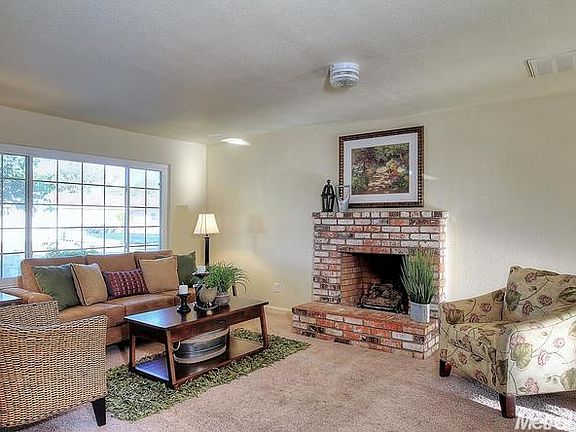 4th image of 616 Oakshire Ave