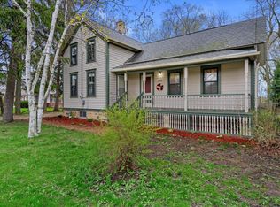 10220 S Nicholson Rd, Oak Creek, WI 53154