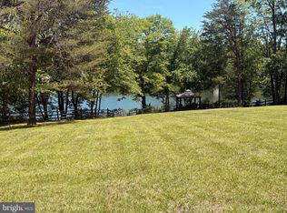 104 Holly Dr, Stafford, VA 22556
