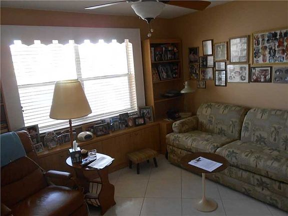 4th image of 9681 Sunrise Lakes Blvd APT 108