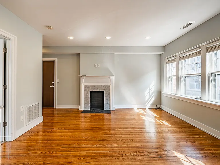 19 W. 1st Ave — Photo 8