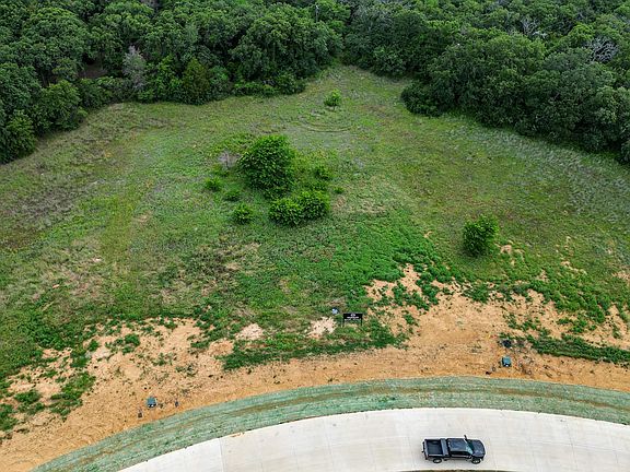 3rd image of 1141 Ellen Donald Ln
