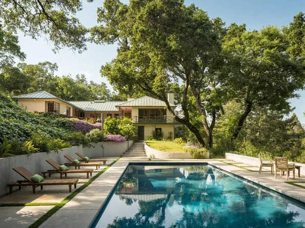 2480 Spring Mountain Road, St. Helena, CA 94574