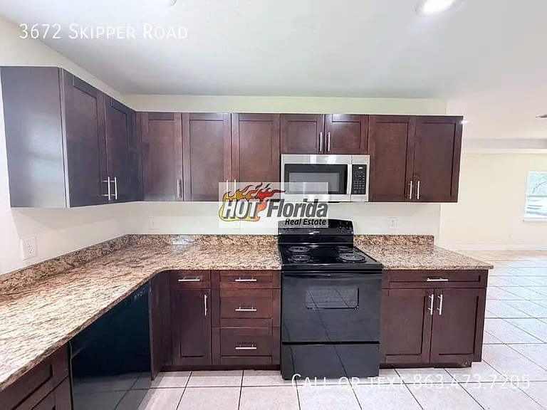 3672 Skipper Rd — Photo 5