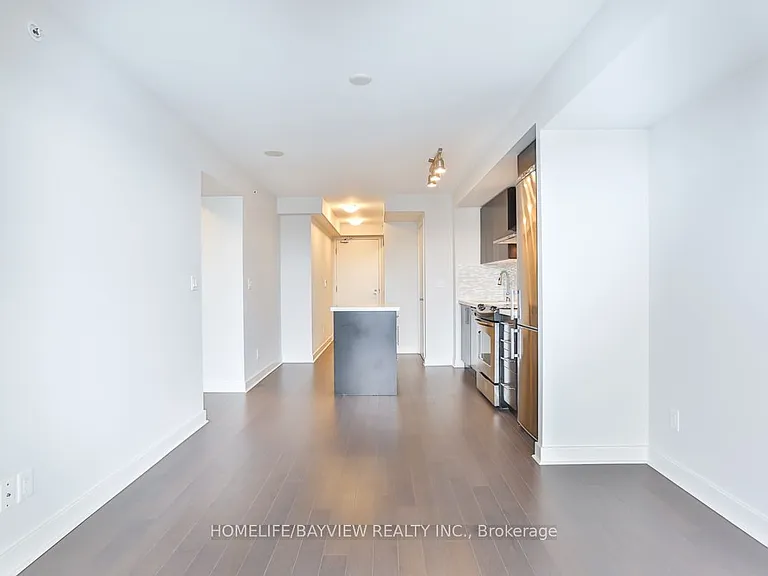 58 Orchard View Blvd #511 — Photo 5