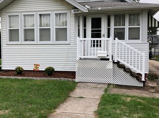 1842 Grand Ave, Galesburg, IL 61401