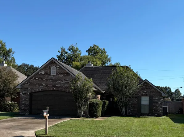 118 Meagans Way Dr, Youngsville, LA 70592