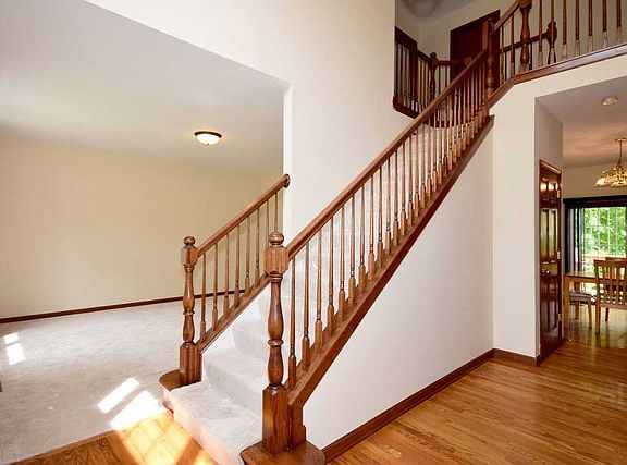 2nd image of 723 Aster Dr