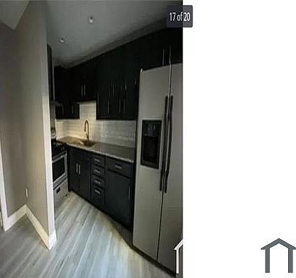 4th image of 320 S 11th St APT 5