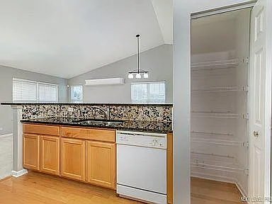 707 Genesee Dr — Photo 11