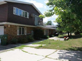 1434 1st Ave SW, Worthington, MN 56187