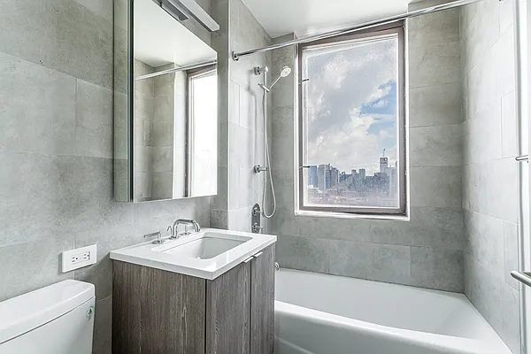 Rented by REAL New York | media 28