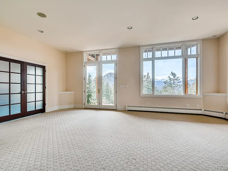 3883 Mountainside Trl — Photo 33