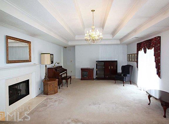 4th image of 200 Chardonnay Oaks Dr