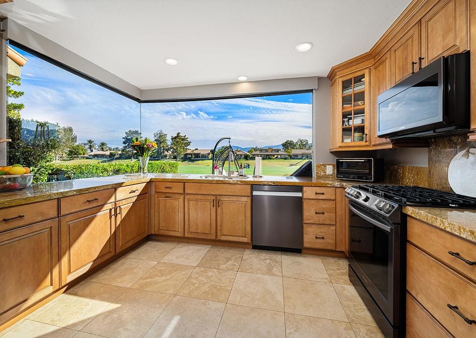 1st image of 13 Pine Valley Dr