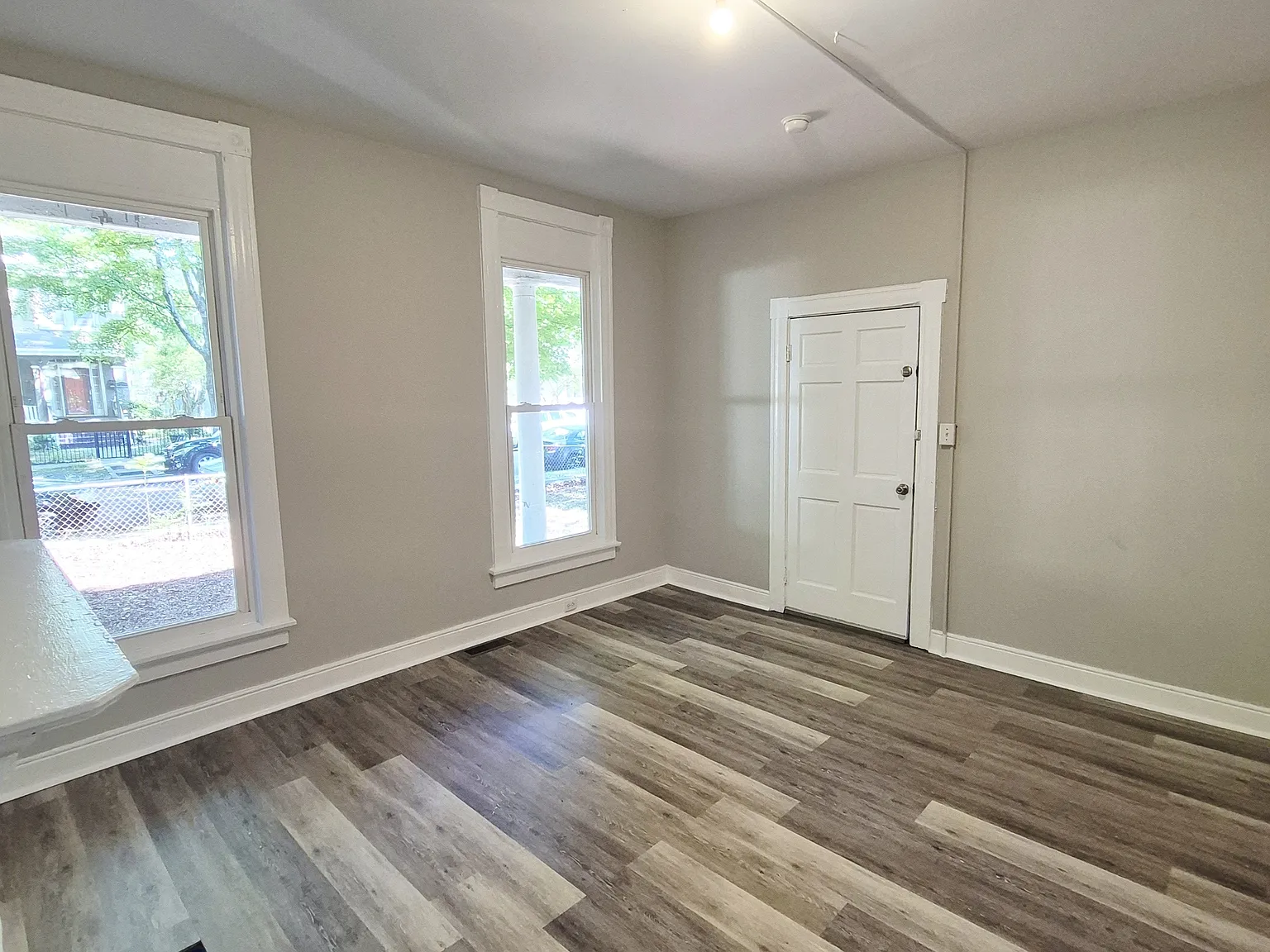 3209 3rd Avenue - A — Photo 1