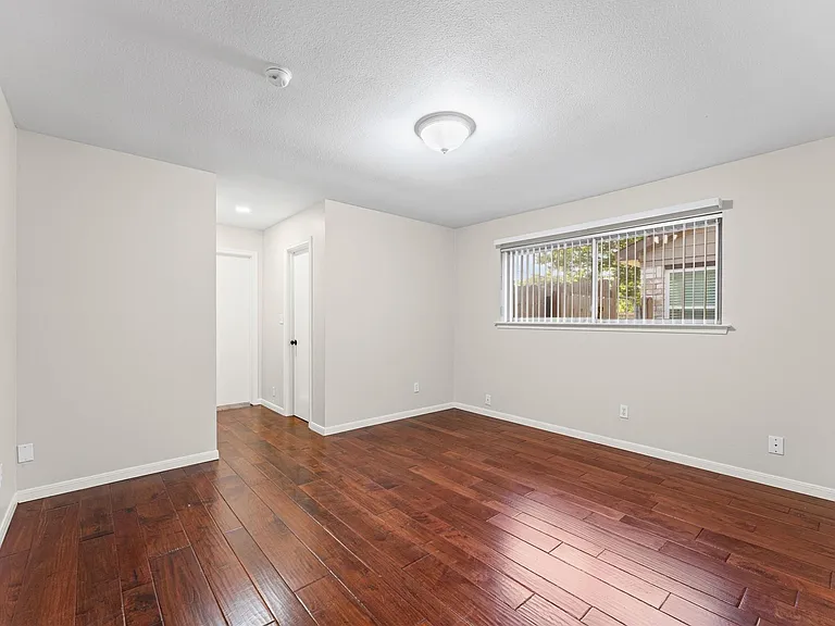 2562 Kevin Ln — Photo 14