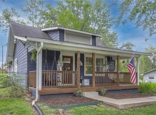204 NW 22nd St, Blue Springs, MO 64015