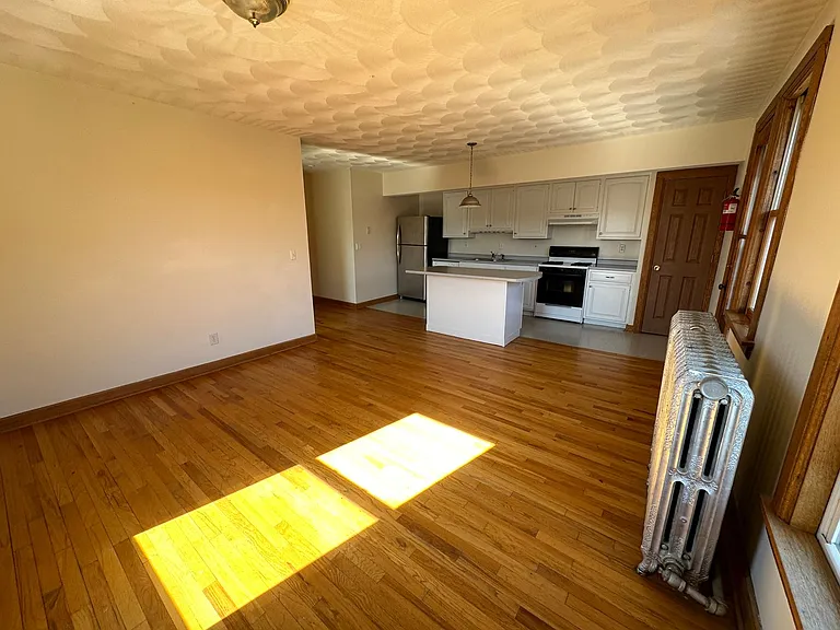 501 N Tioga Street — Photo 10