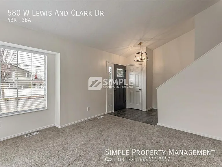 580 W Lewis And Clark Dr — Photo 7