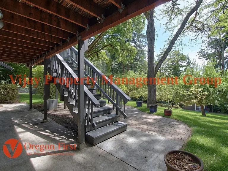 12274 NW Coleman Dr — Photo 51