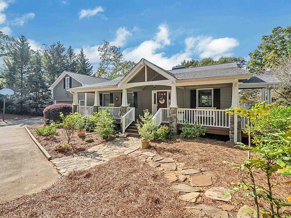 4th image of 409 E River Bend Dr