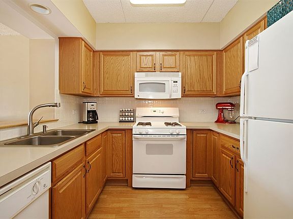 4th image of 200 W Campbell St Unit 213