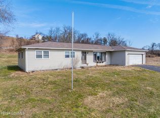 146 Mount Zion Dr, Danville, PA 17821
