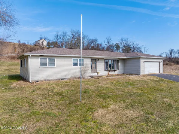 146 Mount Zion Dr, Danville, PA 17821