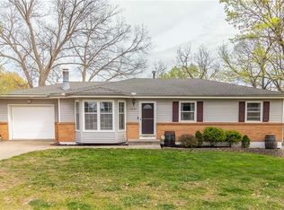 5223 N Washington St, Kansas City, MO 64118