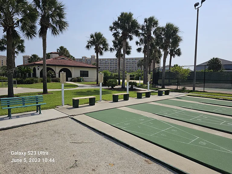 21 Los Lagos Blvd — Photo 58
