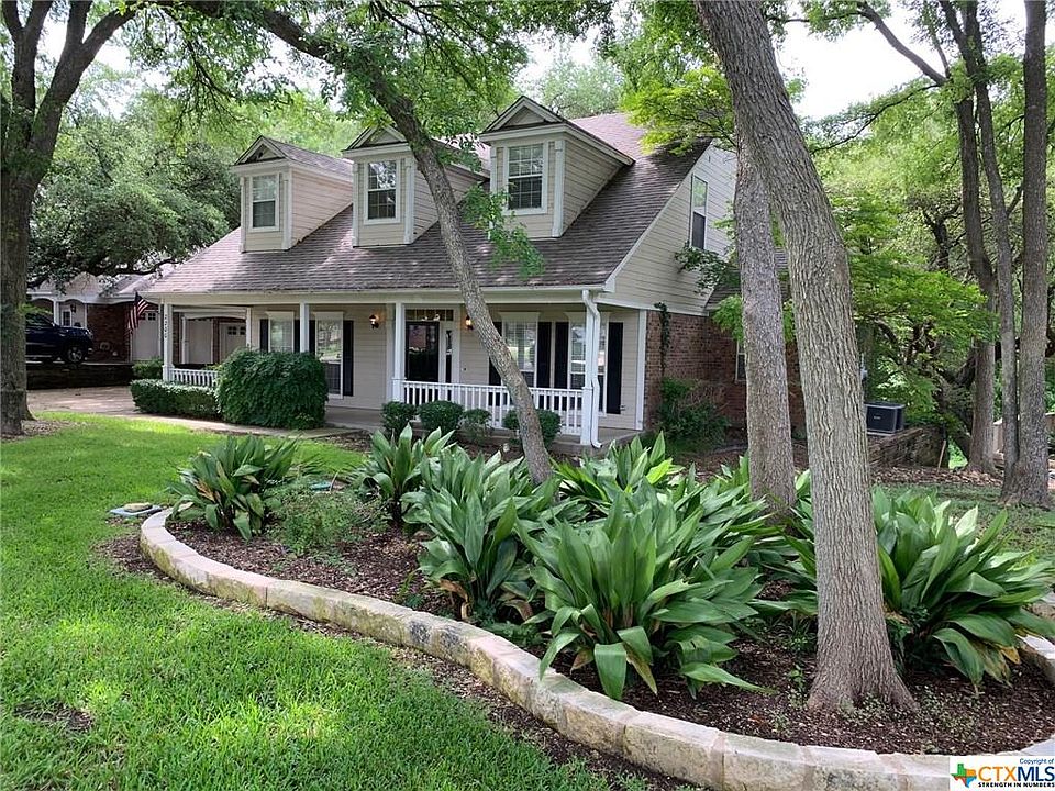 1st image of 2200 Bluff Cir