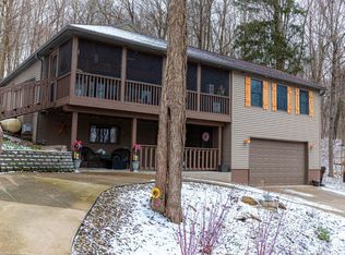 372 W Shore Dr, Lucas, OH 44843