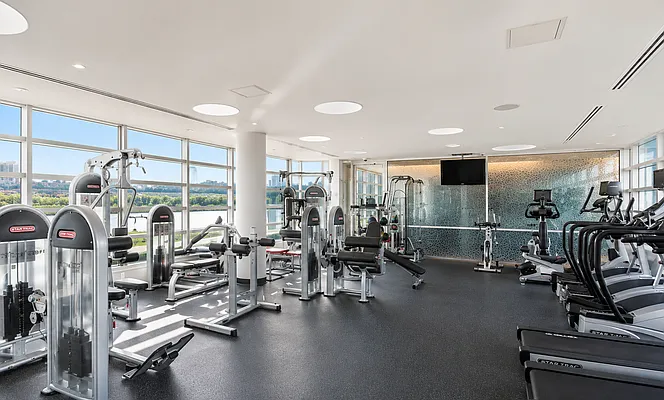 Rented by PocketBroker Inc | media 9