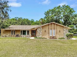 10297 Lakeview Dr, New Port Richey, FL 34654