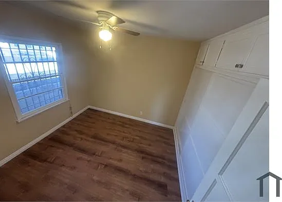 2040 W Florence Ave #8 — Photo 10